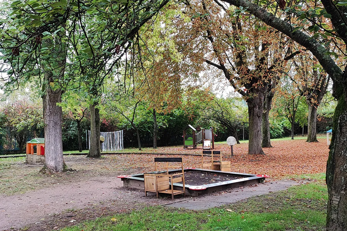 Crèche de la Montagne Verte - Extérieur bac à sable